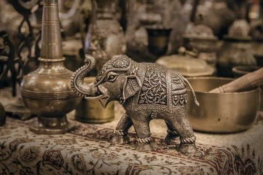 Indian Art & Antiques
